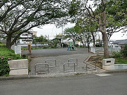 西飯島第二公園 295m