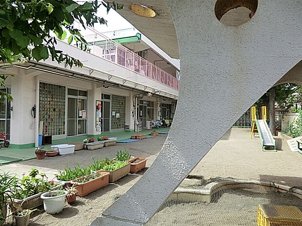 要町保育園(約514m)