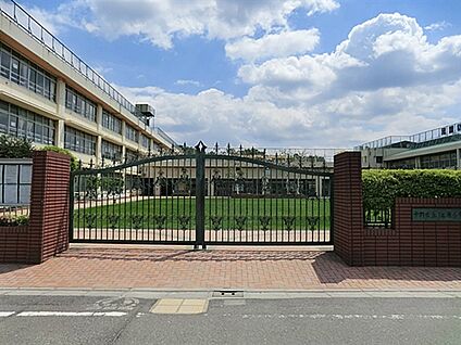 中野区立江原小学校 433m