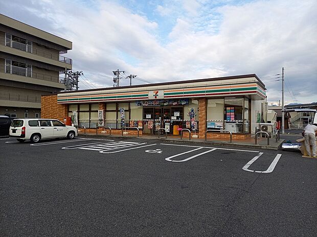 セブンイレブン山形嶋店(約450m)