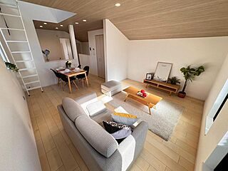 杉並区荻窪1丁目　☆ゆとりの敷地面積77m2超×優雅な2階建に住まう☆ 外観