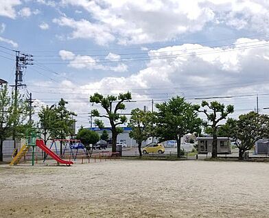 小柳公園 約350ｍ(徒歩5分)