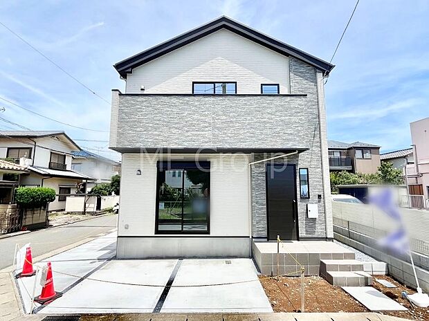 ～Exterior～　首都圏で憧れのスローライフ♪緑に囲まれた土地は都会の喧騒を忘れられそう。四季を通じて自然と触れ合えるスポットが周辺には盛りだくさん！住みたくなる家。暮らしたい町。