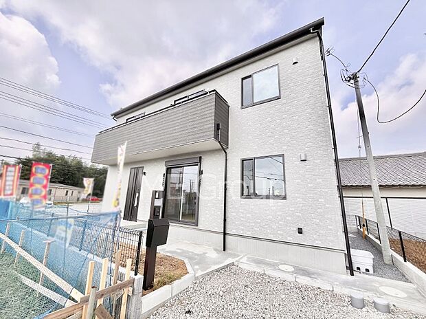 ～Exterior～  ここから始まる「日常」は家族にとって大切で貴重な時間。少しでも豊かに快適に。  『快適』とは「家」と「街」と「環境」が調和した時に訪れるんだと改めて感じさせてくれます。