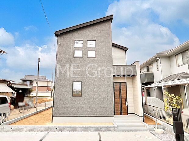 洗練された外観、上質な住空間が広がる室内は永く安心して過ごせる住居です。 