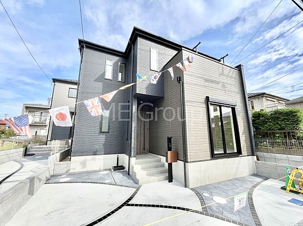 洗練された外観、上質な住空間が広がる室内は永く安心して過ごせる住居です。 