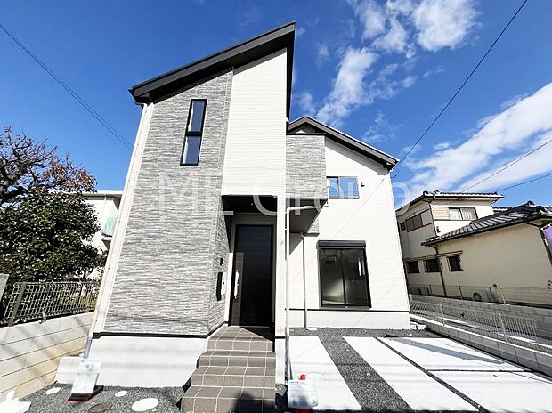 ～Exterior～　首都圏で憧れのスローライフ♪緑に囲まれた土地は都会の喧騒を忘れられそう。四季を通じて自然と触れ合えるスポットが周辺には盛りだくさん！住みたくなる家。暮らしたい町。