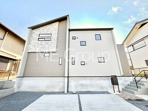 ～Exterior～　首都圏で憧れのスローライフ♪緑に囲まれた土地は都会の喧騒を忘れられそう。四季を通じて自然と触れ合えるスポットが周辺には盛りだくさん！住みたくなる家。暮らしたい町。