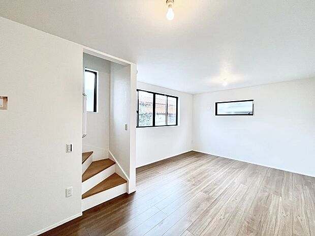 リビング階段が家族の笑顔と会話をつないでくれます