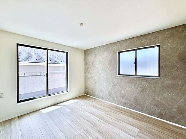 ◆2-C号棟◆~Bed Room~ 「今日も一日お疲れ様」とご夫婦でゆったりくつろげるWIC付きの寝室。 毎日の家事やお仕事に疲れた日はフカフカのベットで癒されてください。快適な広さが自慢♪