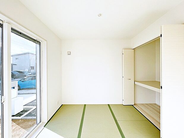 【和室】■41号棟■　リビング横の和室です。応接間や小さいお子様のお昼寝スペースとしても利用できます♪  