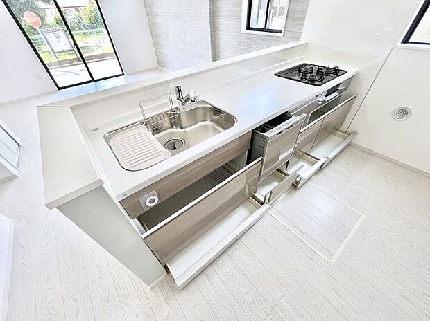 【その他設備(スライド収納)】使いやすさを優先したスライド式収納タイプ！