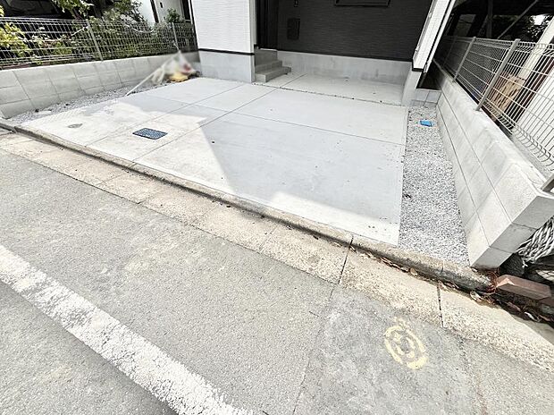 【駐車場】生活に欠かせない駐車スペース。  