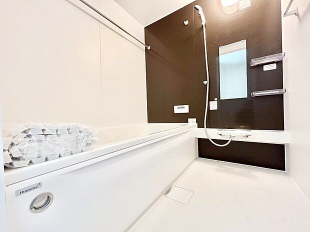 【浴室】落ち着いた雰囲気でゆっくりお寛ぎいただけるバスルーム  