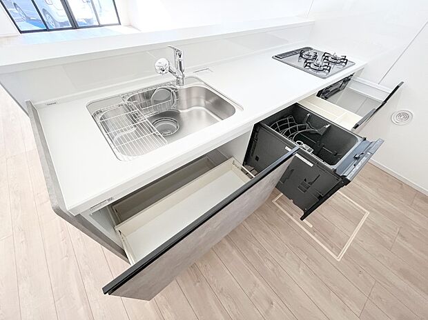 【その他設備(スライド収納)】◆３号棟◆使いやすさを優先したスライド式収納タイプ！