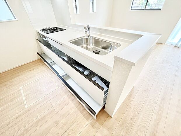 【その他設備(スライド収納)】◆C号棟◆使いやすさを優先したスライド式収納タイプ！