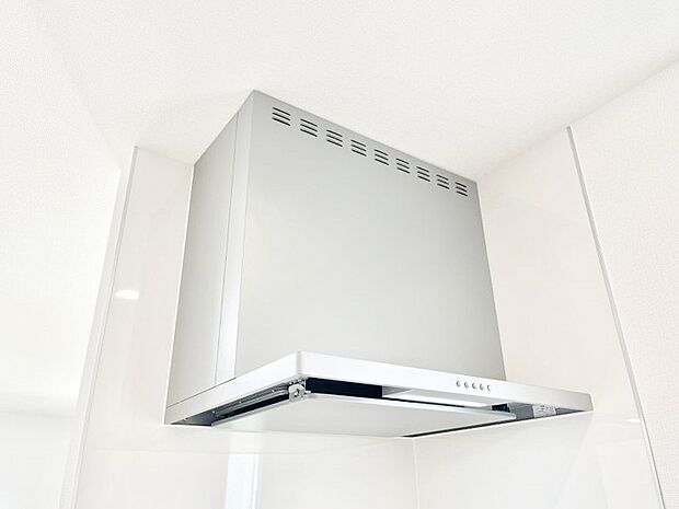 【その他設備(レンジフード)】基本的なお手入れはフィルターのみ！お手入れのしやすさも魅力です。