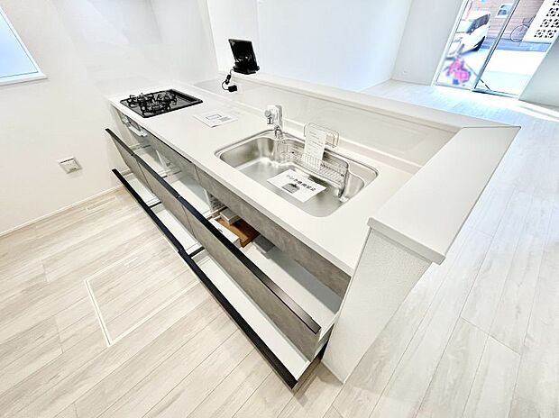 【その他設備(スライド収納)】使いやすさを優先したスライド式収納タイプ！