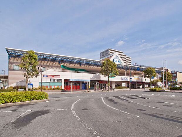 京成本線　京成臼井駅（約1,920m）