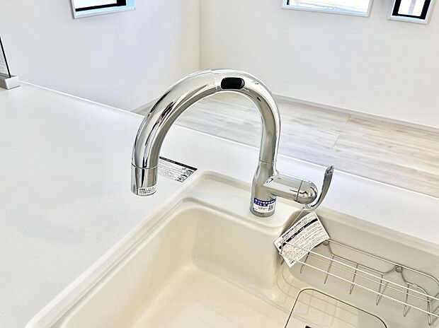 【その他設備(蛇口一体型浄水器)】◆1号棟◆浄水器一体型のキッチンで洗い物用・料理用と切り替え簡単!