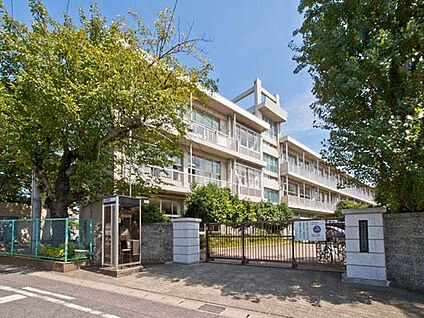 千葉市立小倉小学校 950m