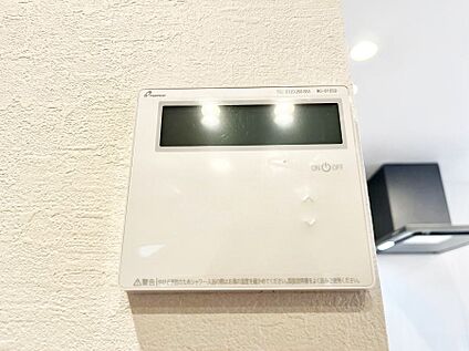 その他設備(給湯器・床暖房リモコン)