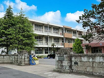 佐倉市立臼井小学校 1700m