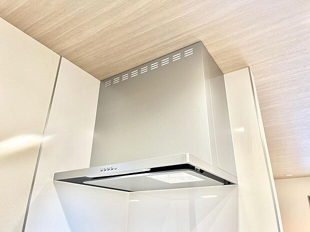 【その他設備(レンジフード)】基本的なお手入れはフィルターのみ！お手入れのしやすさも魅力です。