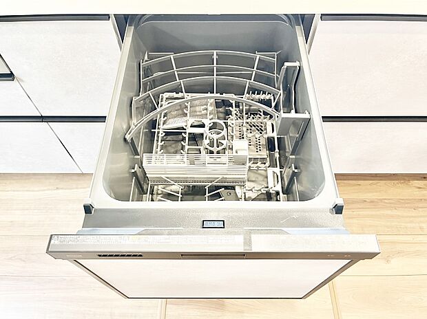 【その他設備(食洗機)】面倒なお片づけは食洗機にお任せ!家事の負担が減って、時間にも気持ちにもゆとりができます。