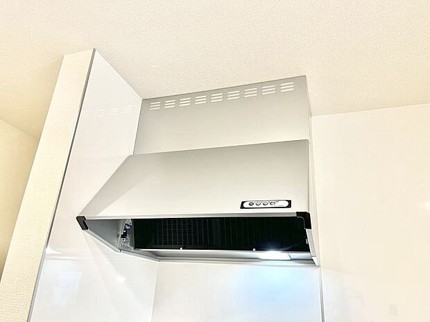 【その他設備(レンジフード)】基本的なお手入れはフィルターのみ!お手入れのしやすさも魅力です。