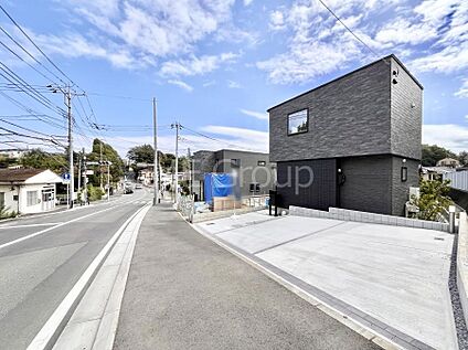 前面道路含む現地写真