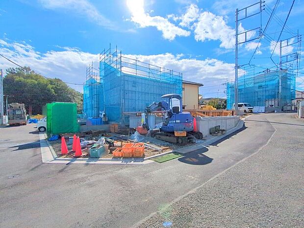 ☆物件の陽当りや通風・仕様設備やお部屋の大きさの比較、近隣・周辺環境や街並みなど、資料には掲載していない情報が現地にはたくさんあります。ぜひ、建物だけでなく周辺環境もご確認ください!