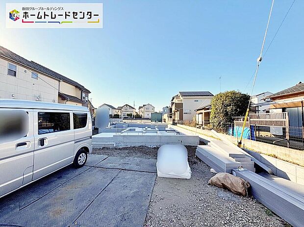 ☆住む人を映し出す洗練された佇まいは、いつまでも輝き続けながらいつしか街の風景に溶け込んでいきます。デザイン・目に見える設備面も大切ですが、耐震構造で地震に強い家の為、次代へ繋ぐ強固な住宅です。