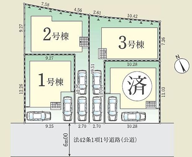 カースペースは２台分ございますので、家族分の自転車を駐輪したり、来客用の駐車スペースとしてもお使いいただけます♪
前面道路は6ｍあり、駐車もしやすいですね♪
