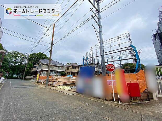 ☆小学校やスーパーが近く、便利な住環境です◎小学校は徒歩3分でお子様も安心して通学出来ますね♪スーパーまで徒歩5分!必要なものもすぐに買いに行ける距離ですね◎