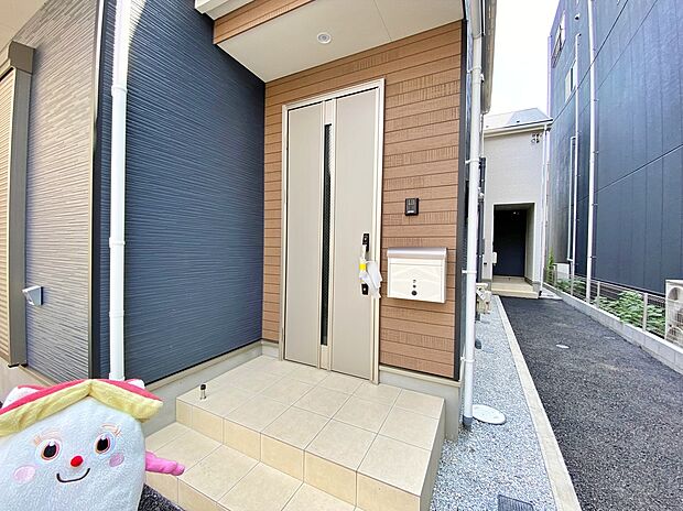 【前面道路含む現地写真】☆お住い探しの際は『すまいーだ』もご覧ください♪当社は飯田グループホールディングスの直営販売窓口です。飯田グループのお家は弊社にて検討下さいませ。アフターサポートまで一括して担当させて頂きます！！