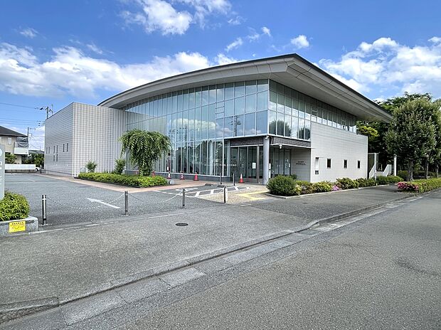 あきる野市立東部図書館エル（約2,500m）