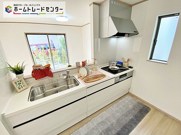 【☆System　Kitchen☆ 】☆System　Kitchen☆
いつもご家族と一緒に過ごせるのが対面キッチンの魅力！今日の出来事を話しながら、一緒にお料理をしながら…いつもご家族の笑顔が近くにあります。