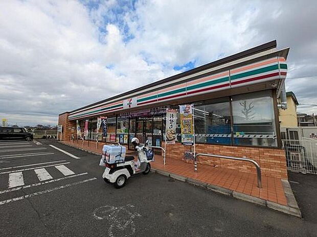セブンイレブン日野栄町4丁目店（約30m）