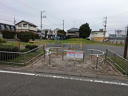 一本松公園 550ｍ(徒歩7分)