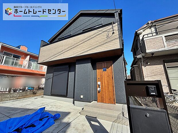 【現地外観写真】☆物件の陽当りや通風・仕様設備やお部屋の大きさの比較、近隣・周辺環境や街並みなど、資料には掲載していない情報が現地にはたくさんあります。ぜひ、建物だけでなく周辺環境もご確認ください！