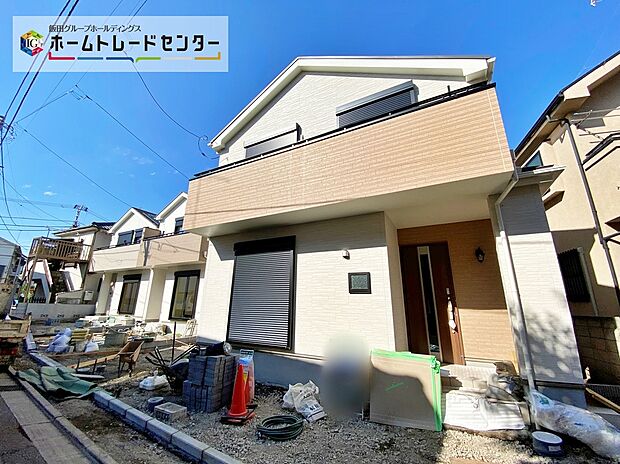 【【現地外観写真】B号棟】☆今日も、明日も、この街で、きっと誰かがしあわせになる物語が描かれていくはずです。毎日の何気ない『いってきます』『ただいまに』幸せを感じられる、そんな住まいのもっと先へ…