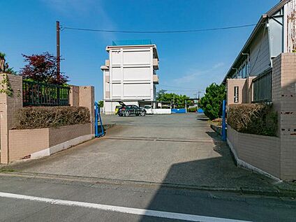 八王子市立元木小学校 1300ｍ(徒歩17分)