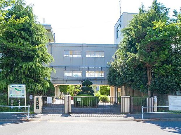 武蔵村山市立小中一貫校村山学園第四小学校/第二中学校(約1,100m)