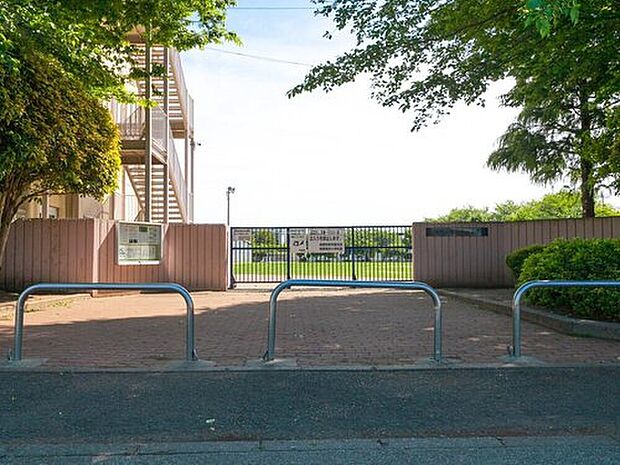 瑞穂町立瑞穂第四小学校（約1,500m）