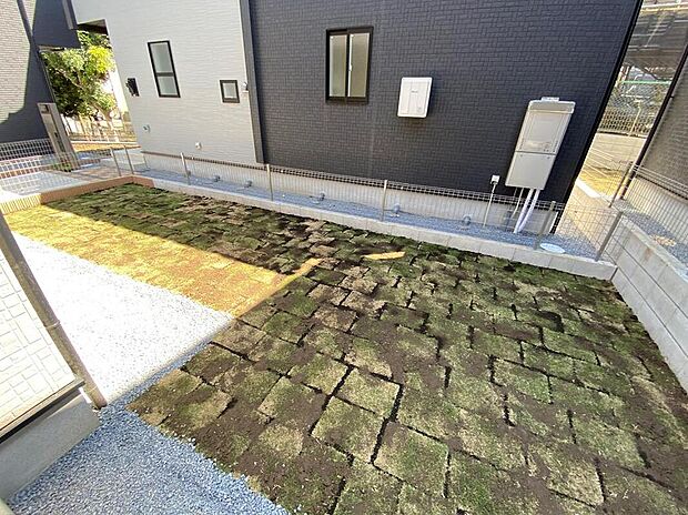 【☆庭☆】戸建て住宅ならではの長所《お庭》付！お子様と遊んだり家庭菜園を始めてみたり…。お家時間が益々充実しそうですね♪