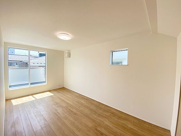 【☆Room☆ 】☆Room☆
住まい購入では、広さやプランなどさまざまな希望や条件があるもの。そのなかで、お子さまが健やかに成長できる家かどうかも重視したいところですよね♪