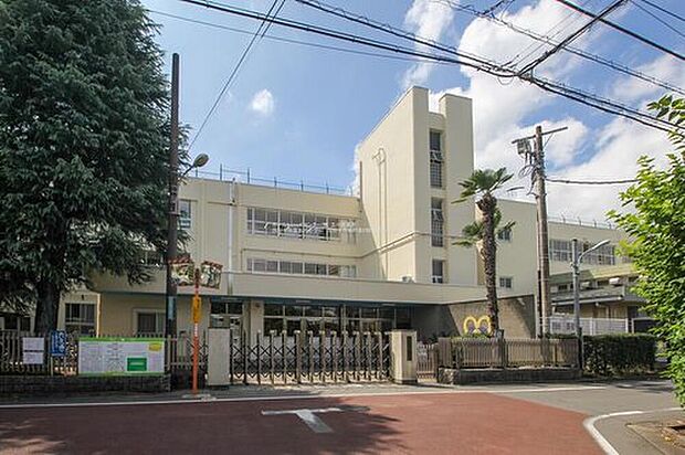 国分寺市立第六小学校（約1,700m）