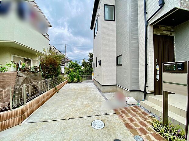 【現地外観】☆お住い探しの際は『すまいーだ』もご覧ください♪当社は飯田グループホールディングスの直営販売窓口です。飯田グループのお家は弊社にて検討下さいませ。アフターサポートまで一括して担当させて頂きます！！