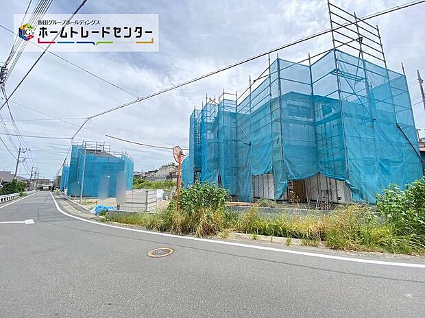 【現地外観写真】☆一戸建ての大きなメリットは、「自分の土地」を自由に使えること。好きなペットが飼えるほか、ガーデニングやＤＩＹ、車やバイクの手入れなど様々な趣味を楽しめます♪